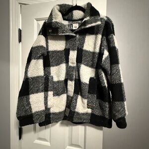 Billabong Black and White Checkered Jacket